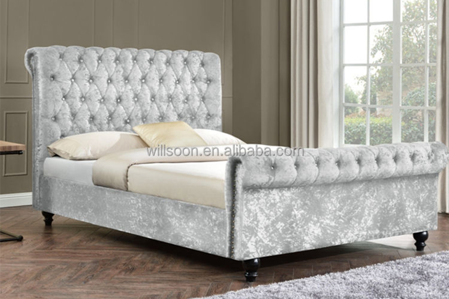 Cama estofada com design em forma de S em tecido de veludo 1153