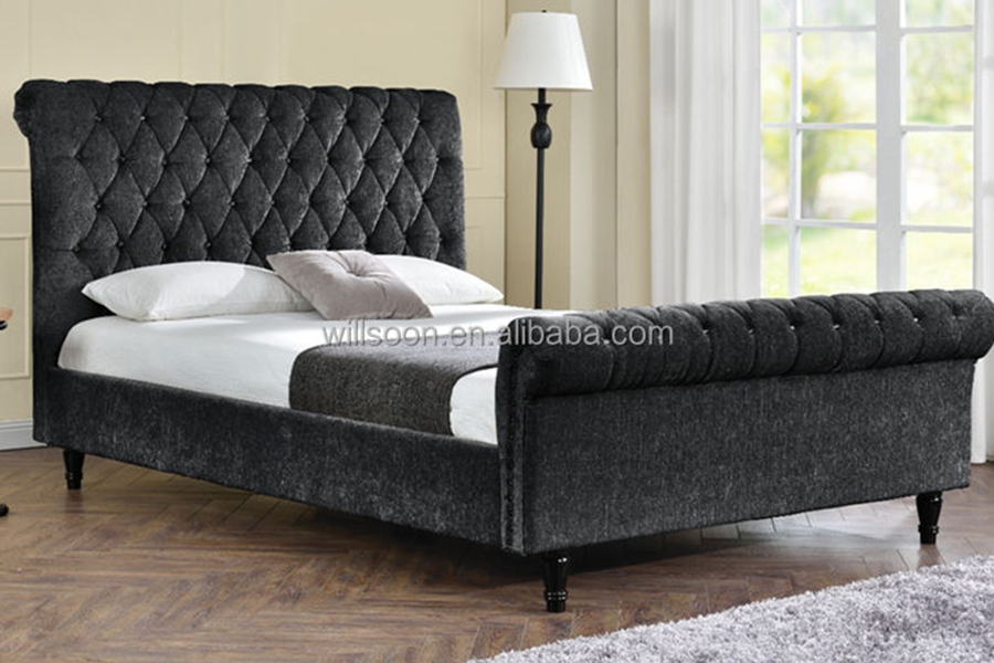 Cama estofada com design em forma de S em tecido de veludo 1153