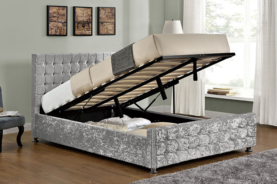 Cama estofada com estrutura de madeira em tecido macio 1150