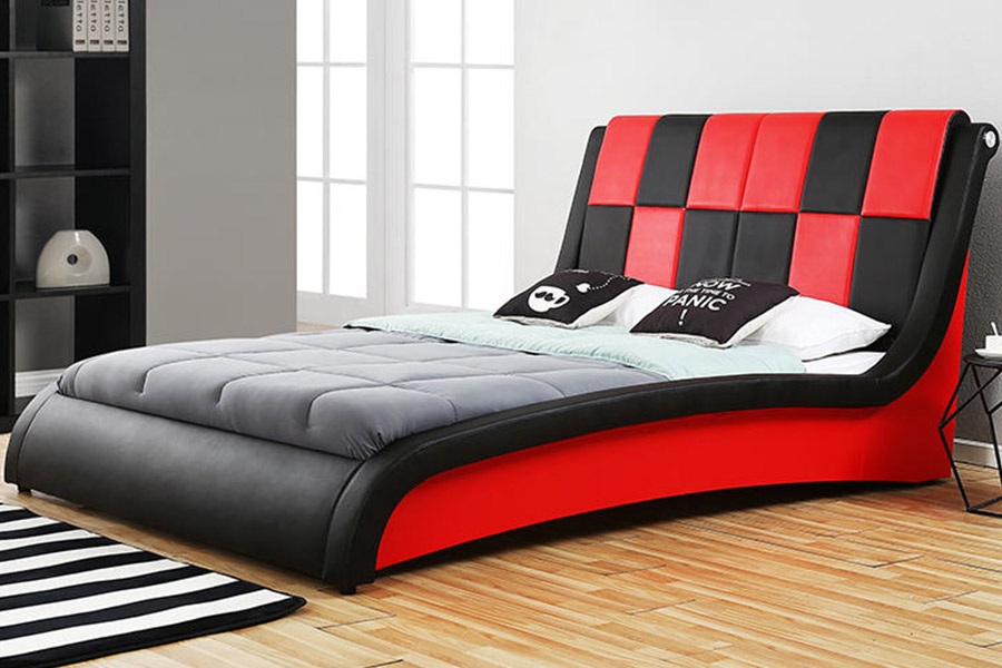 1443 Cama estofada dupla king size em couro sintético PU