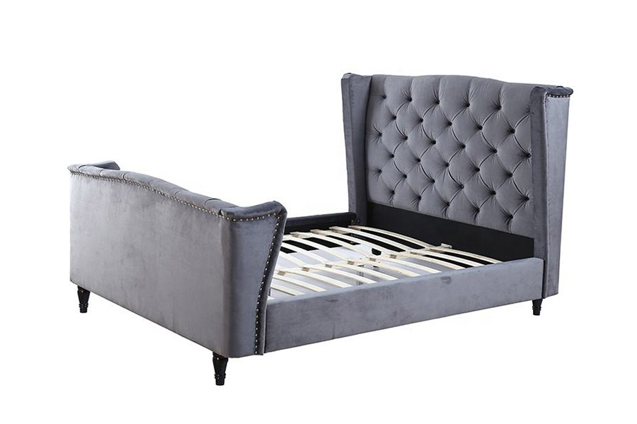 Cama estofada com botão lateral em tecido de veludo 1399
