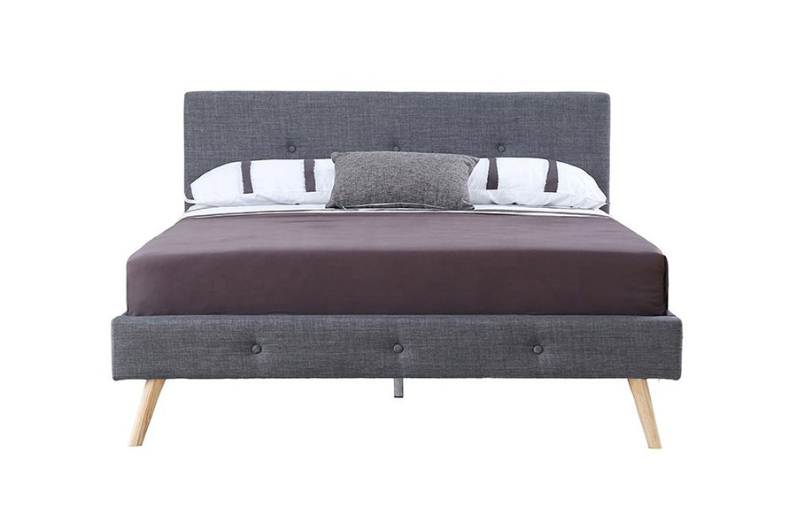 1368 Cama estofada com design escandinavo elegante