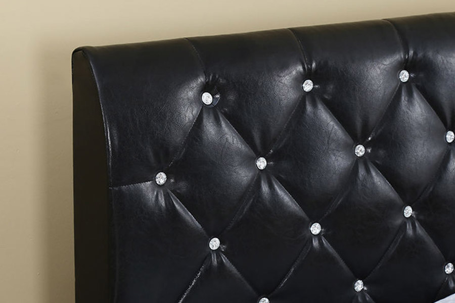 Cama estofada com cabeceira macia em couro preto 1367