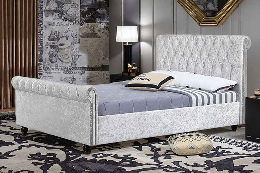 Cama estofada em tecido de veludo com cama trenó 1366 moderna