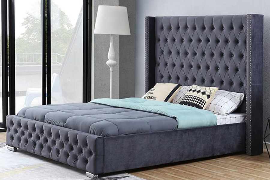 Cama estofada com design de luxo moderno 1351 Wingback Bed