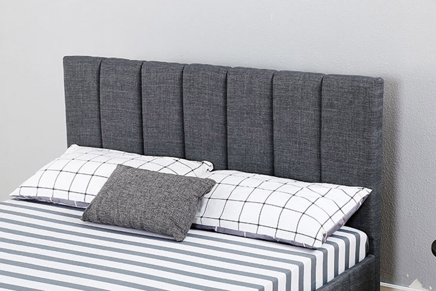 Cama estofada em tecido de pelúcia cinza moderno 1333