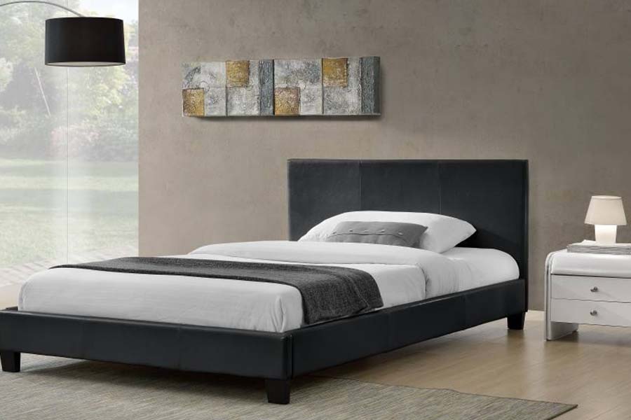 Cama estofada em couro PU com design simples e moderno 1864