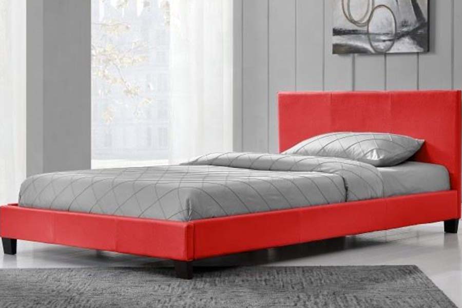 Cama estofada em couro PU com design simples e moderno 1864