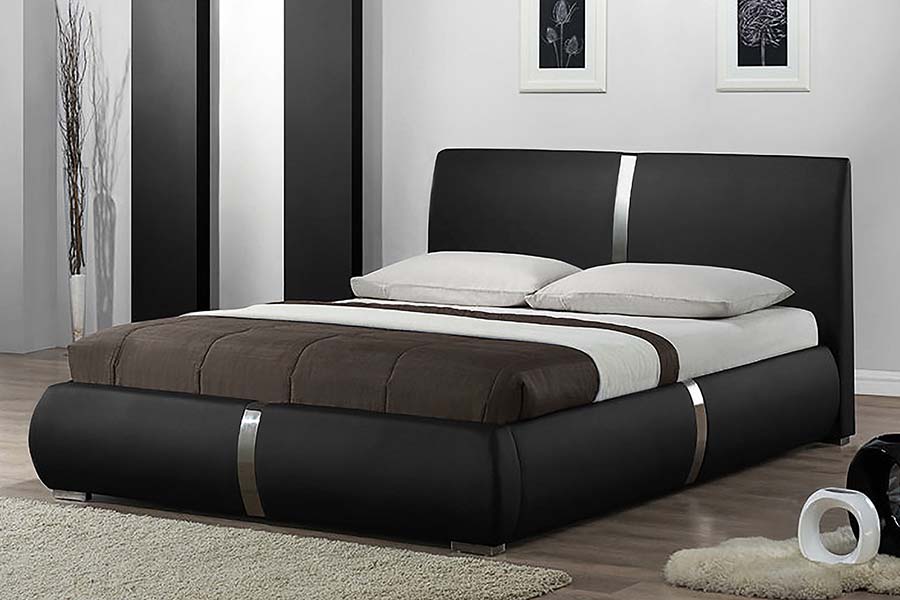 Cama estofada em couro macio com estrutura de madeira maciça 1859
