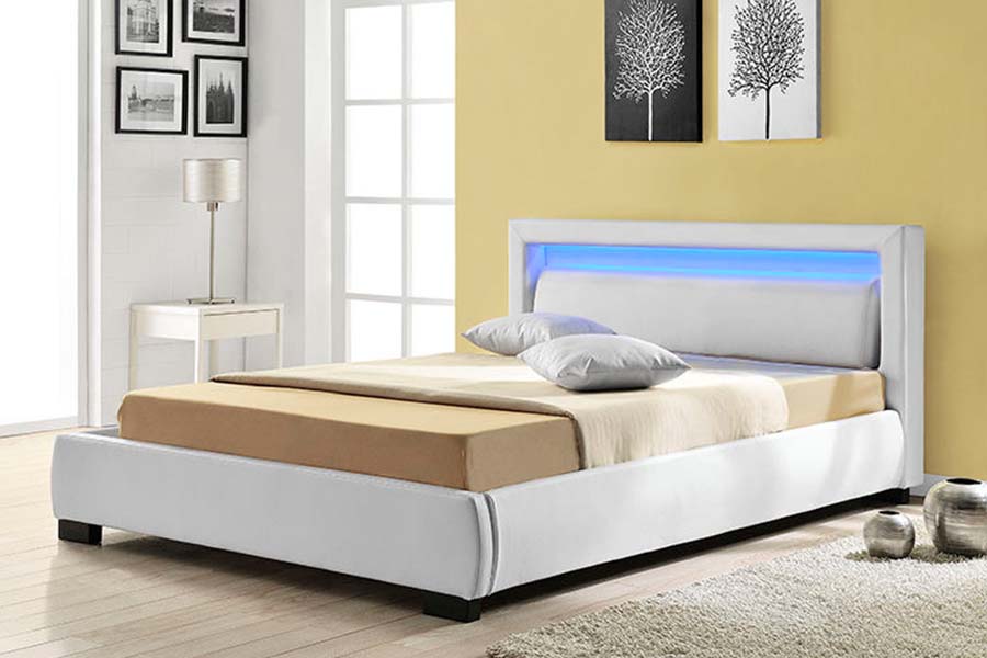 Estrutura de cama estofada com LED de couro sintético moderno e contemporâneo 1857