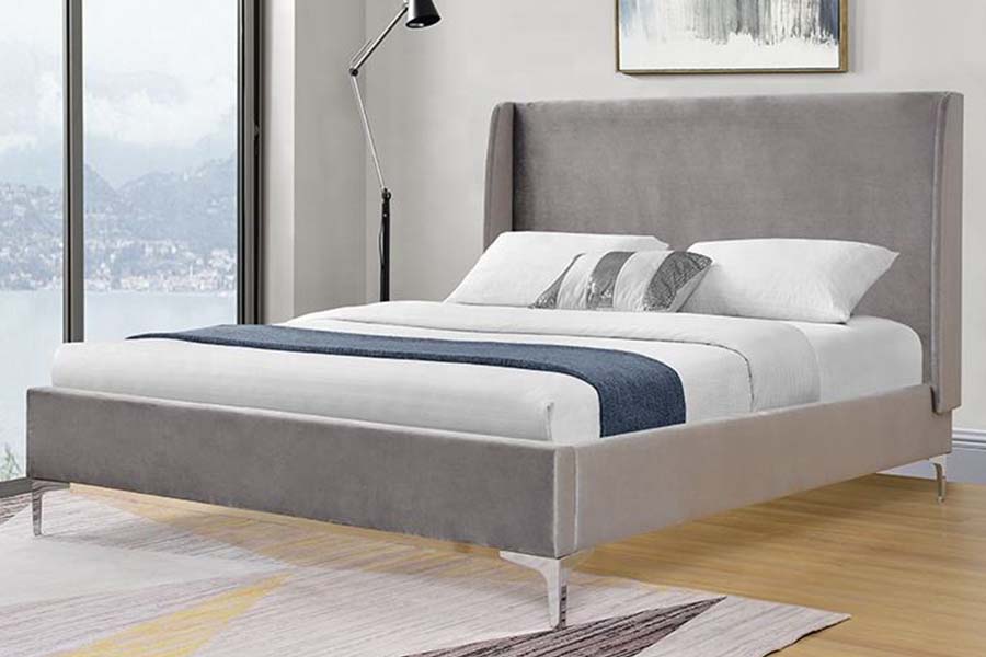 Cama estofada com estrutura de cama de tamanho real 1575