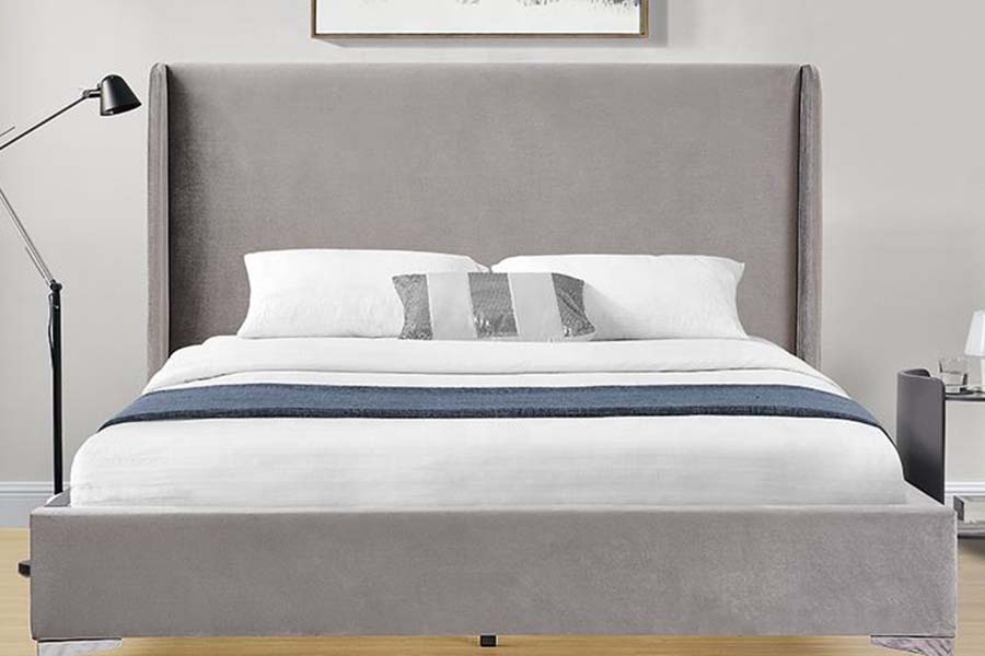 Cama estofada com estrutura de cama de tamanho real 1575
