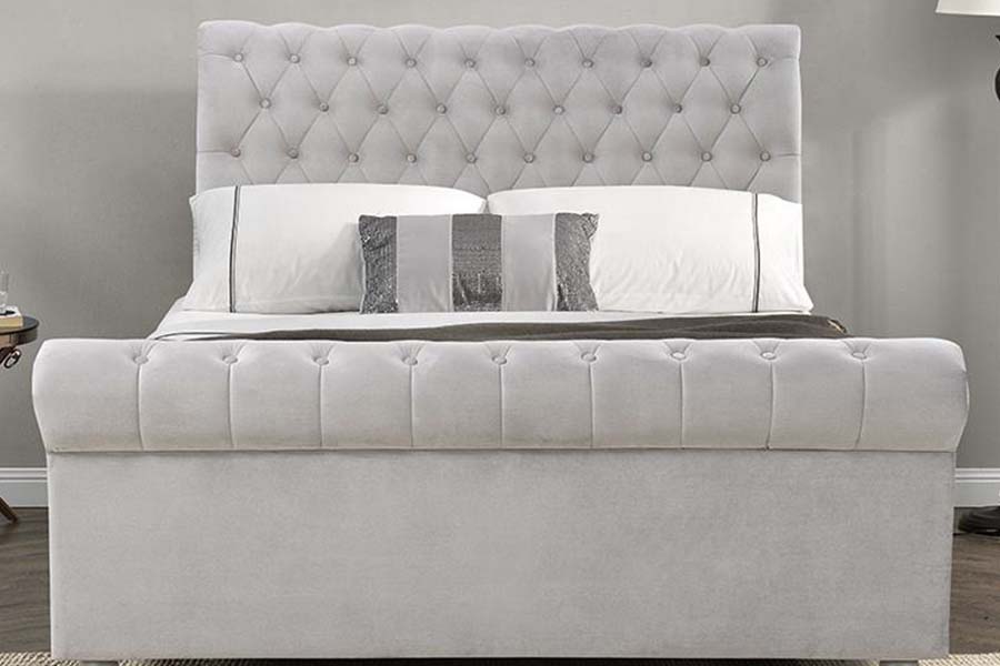 Cama de trenó clássica 1563, cama estofada