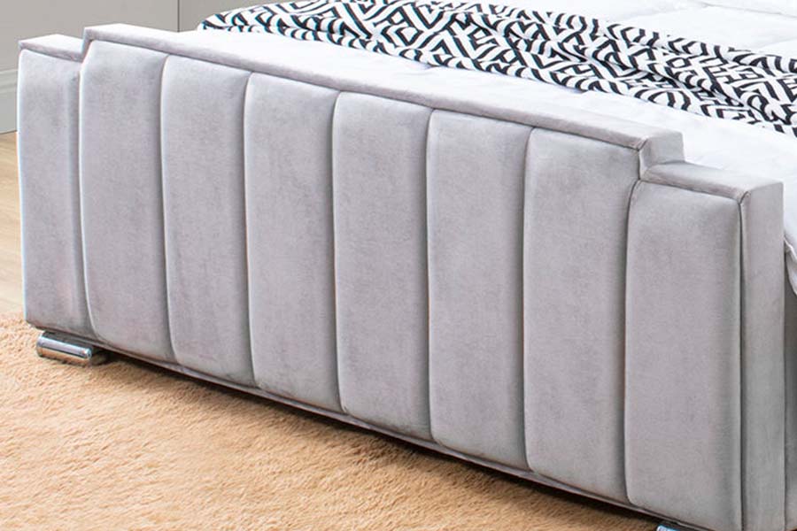 Cama estofada estofada de veludo de qualidade 1562