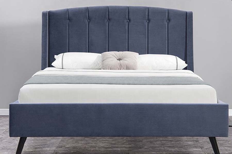 Cama estofada dupla de madeira de veludo 1663