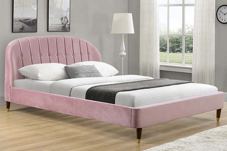 Tecido de veludo rosa 1598 com cama estofada em painel de madeira